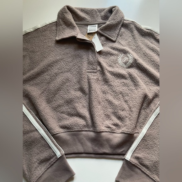 BNWT PINK REVERSE FLEECE CROPPED POLO SWEATSHIRT - Picture 3 of 8